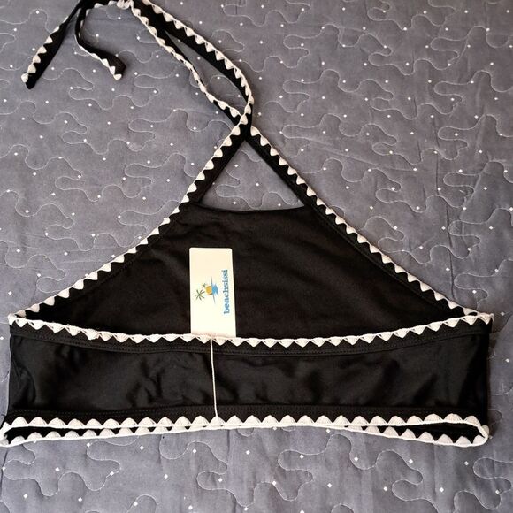Beachsissi swim top size large - NWT - Picture 2 of 4